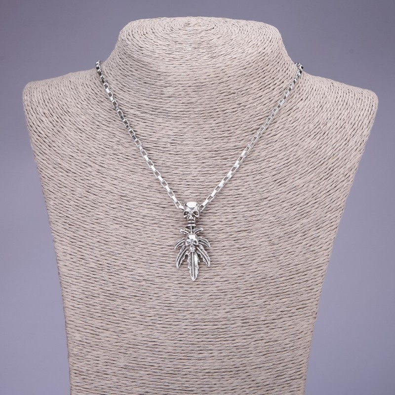 قلادة جماجم 20x44mm على سلسلة، طول 55cm