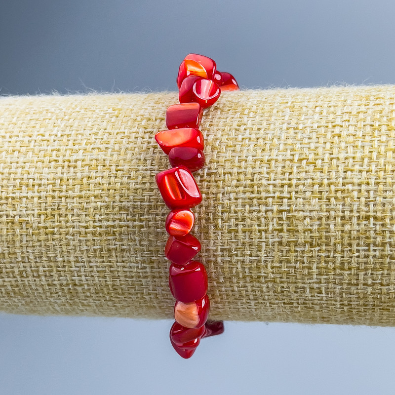 سوار صدف أحمر مصقول، قطر 8×6mm+-، طول 18cm (مطاطي)
